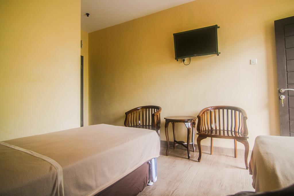 Hotel Cemerlang Baturraden Bilik gambar