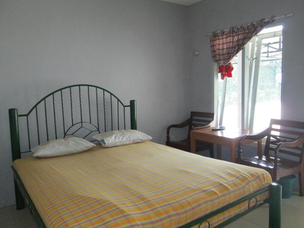 Hotel Cemerlang Baturraden Bilik gambar