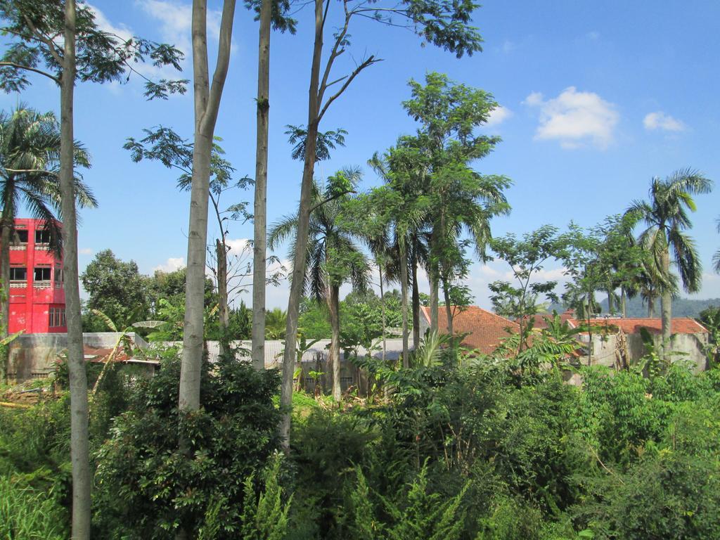 Hotel Cemerlang Baturraden Luaran gambar